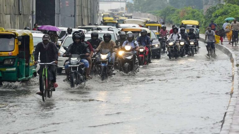 Weather: The weather became pleasant due to rain in Delhi-NCR, know how the weather will be on Sunday; Plan after reading the report